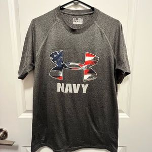 Under armor/Navy tee shirt